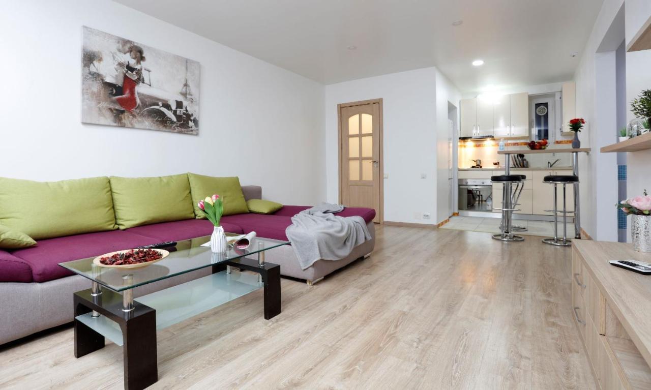 Cozy Apartment With A View Bucureşti Ngoại thất bức ảnh
