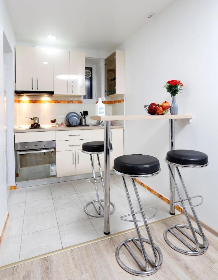 Cozy Apartment With A View Bucureşti Ngoại thất bức ảnh