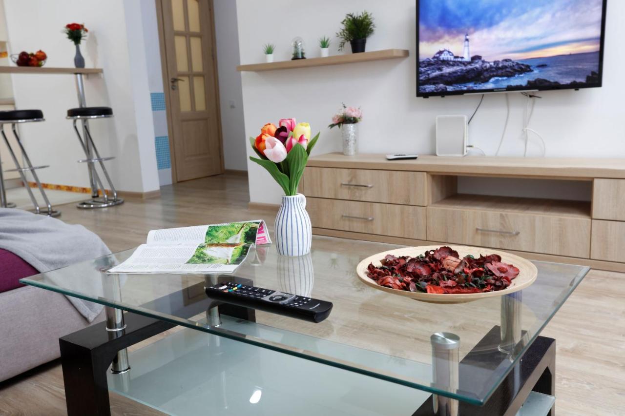 Cozy Apartment With A View Bucureşti Ngoại thất bức ảnh